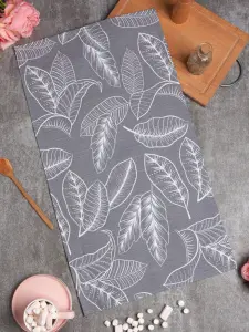 700 (10)