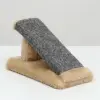 700